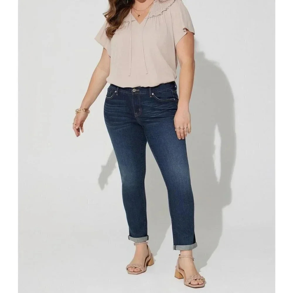 Torrid Boyfriend Straight Vintage Stretch Mid-Rise Jean